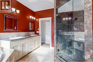 1084 Hume Avenue - Photo 24