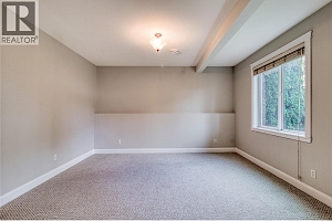 1084 Hume Avenue - Photo 34