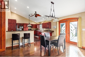 582 Radant Road - Photo 3