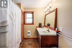 582 Radant Road - Photo 8