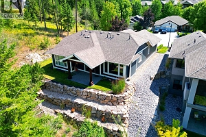 501 Longspoon Bay - Photo 2