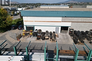 921 & 1021 Waddington Drive - Photo 8