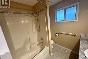 7910 Lakeview Drive - Photo 18