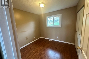 7910 Lakeview Drive - Photo 19