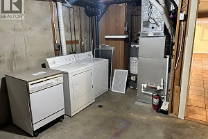 7910 Lakeview Drive - Photo 32