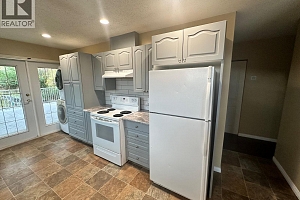 7910 Lakeview Drive - Photo 7