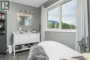 128 Grindrod Westside Road - Photo 68