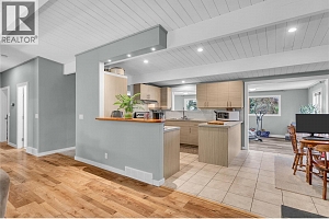 1415 Highland Drive S - Photo 10