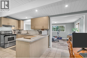 1415 Highland Drive S - Photo 11