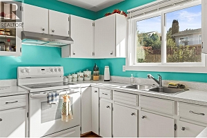 3804 22 Avenue - Photo 10