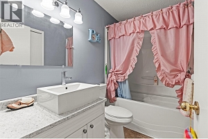 3804 22 Avenue - Photo 18