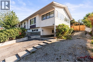 3804 22 Avenue - Photo 2