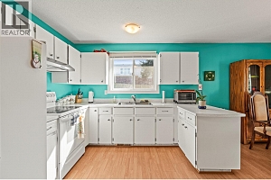 3804 22 Avenue - Photo 9