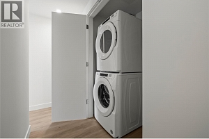 238 Leon Avenue Unit# 1704 - Photo 32