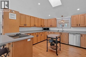 5290 Trepanier Bench Road - Photo 8