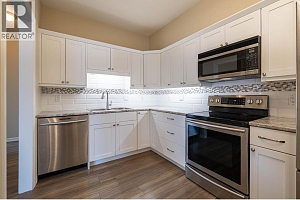 3300 Centennial Drive Unit# 411 - Photo 17