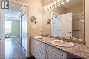 3300 Centennial Drive Unit# 411 - Photo 34