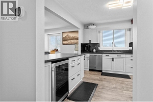 6427 Spencer Road - Photo 29