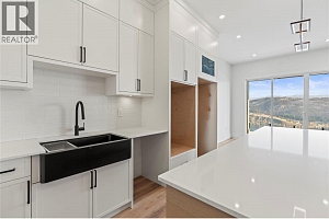 8948 Tavistock Road - Photo 13