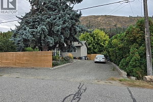 1407 Hudson Road - Photo 8