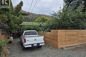 1411 Hudson Road - Photo 6