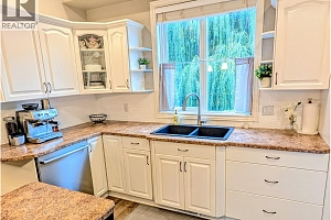 2086 Sunview Drive - Photo 11