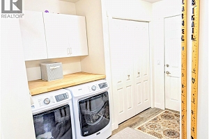 2086 Sunview Drive - Photo 24