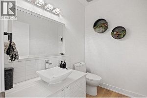 750 Kuipers Crescent - Photo 30