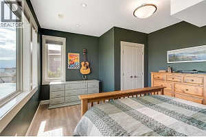 738 Highpointe Drive - Photo 43