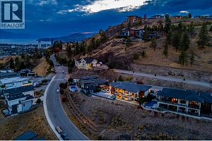 738 Highpointe Drive - Photo 72