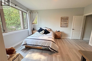 8028 Jackpine Road - Photo 43