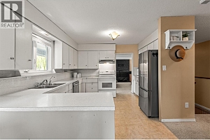 8997 Peters Road - Photo 4