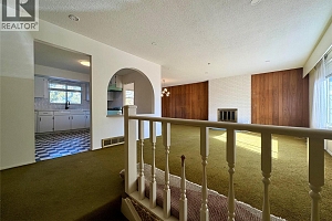 1738 Smithson Drive - Photo 3