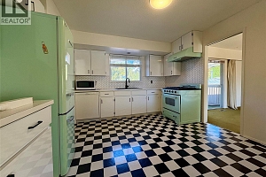 1738 Smithson Drive - Photo 7