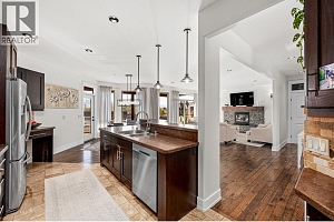 12815 Shoreline Drive - Photo 3