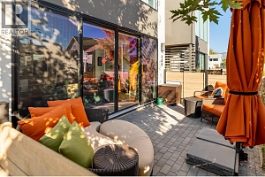 884 Patterson Avenue - Photo 10