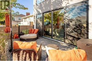 884 Patterson Avenue - Photo 11