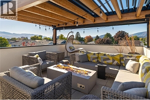 884 Patterson Avenue - Photo 2