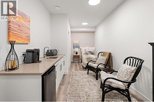 610 Academy Way Unit# 125 - Photo 3