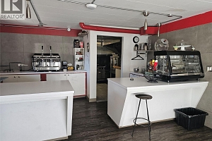 5845 33 Highway - Photo 24