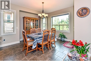 2450 Selkirk Drive Unit# 8 - Photo 10