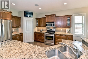 2450 Selkirk Drive Unit# 8 - Photo 13