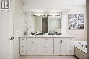 5560 Lakeshore Road - Photo 19