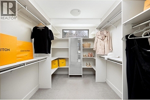 5560 Lakeshore Road - Photo 21