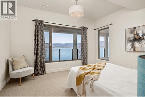 5560 Lakeshore Road - Photo 42