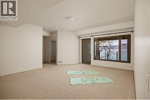 5560 Lakeshore Road - Photo 45