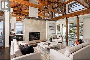 5560 Lakeshore Road - Photo 7