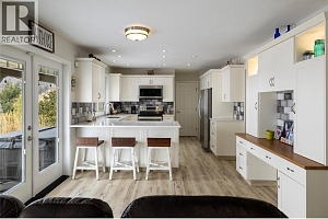 5432 Rochdell Road - Photo 16