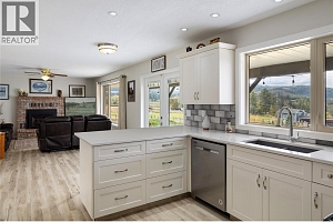 5432 Rochdell Road - Photo 20