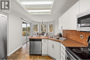 2306 Devon Court - Photo 7